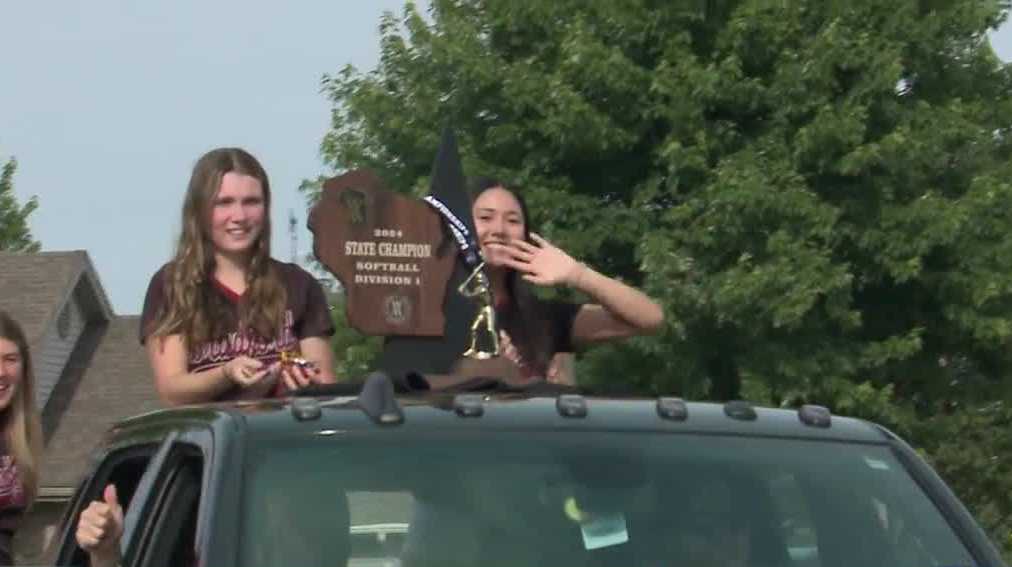 Kenosha honors Bradford High School's state championship softball team - Vimarsana News