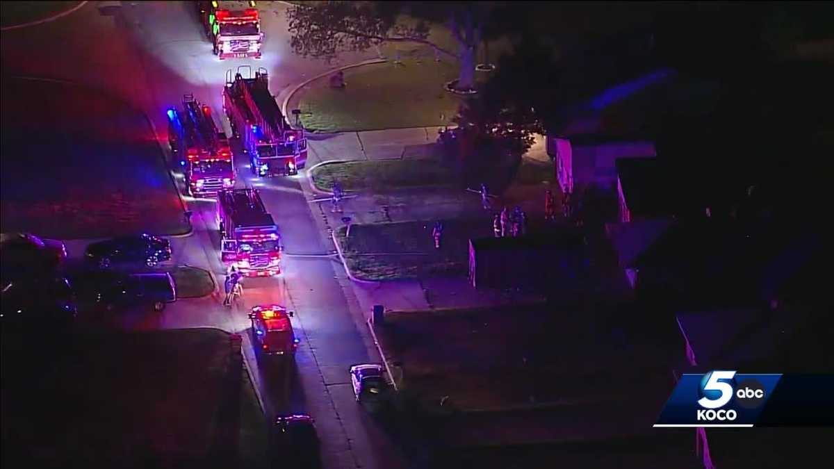 Crews put out flames at house in Oklahoma City