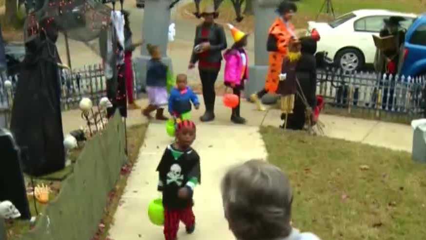 Omaha police share tips on how to stay safe on Halloween