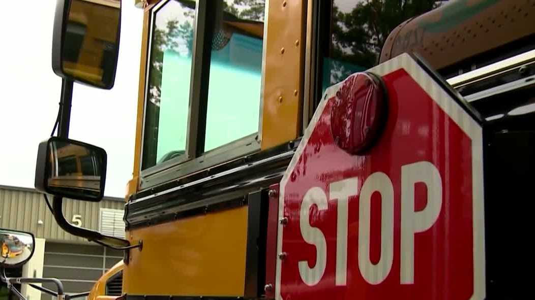 School districts brace for possible bus driver strike