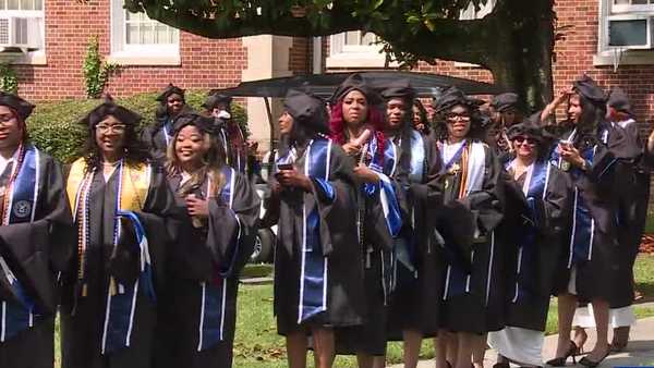 mother graduates from bennett college at the age of 60