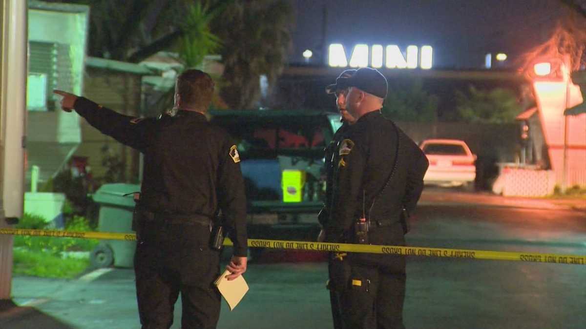 Man shot 6 times; Sacramento County deputies search for gunman
