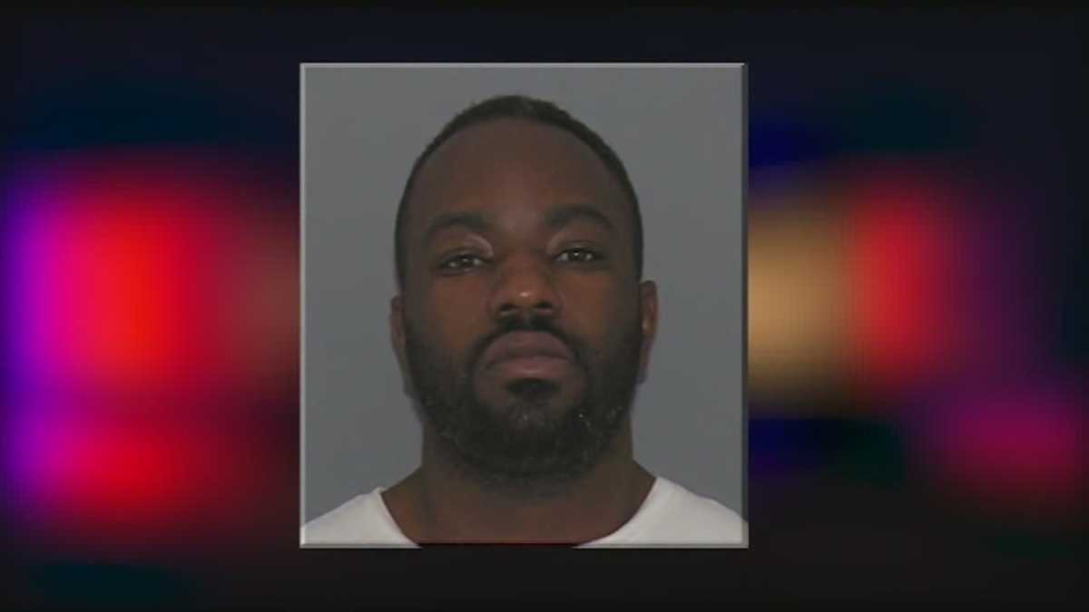 Cincinnati police officer facing felony charges after bar fight