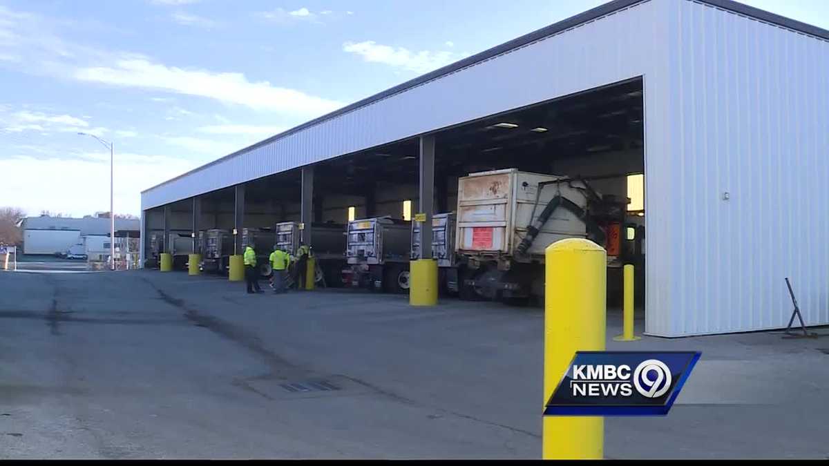 Road crews get ready for winter weather