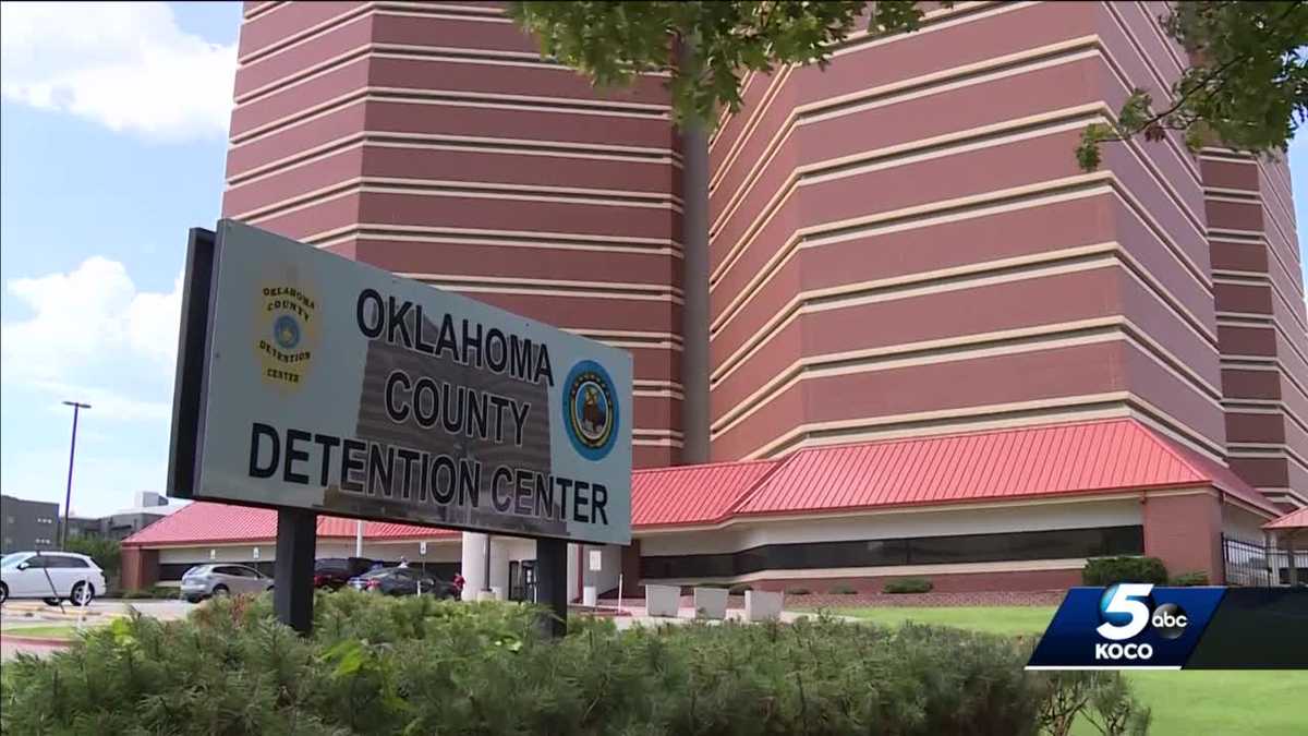 Former Oklahoma County officer accused of contraband into jail - KOCO