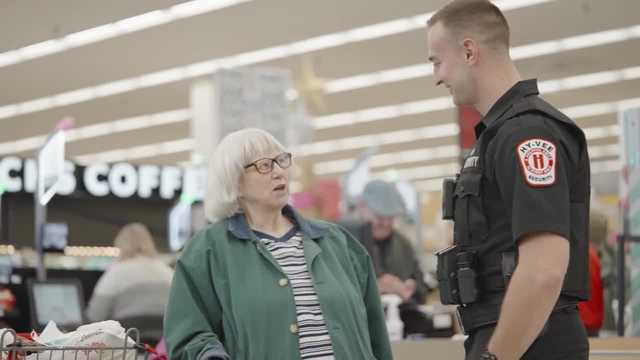 Hy-Vee's to hire and train security staff - Vimarsana News