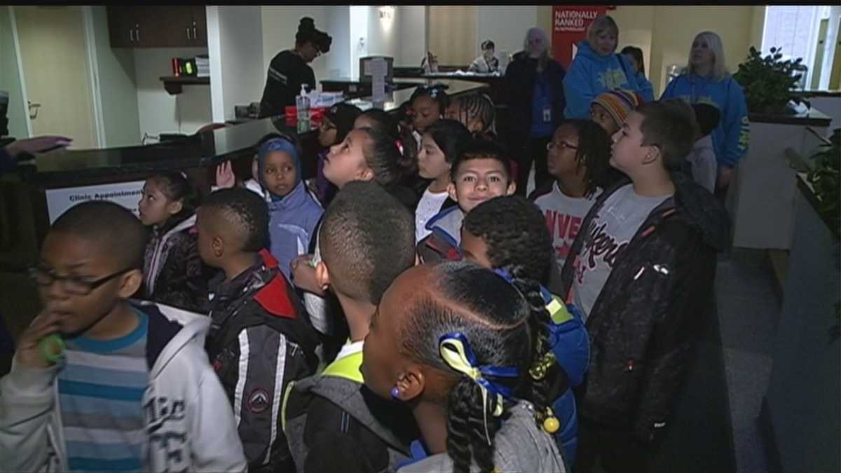 Kellom Elementary School students take field trip to Nebraska Medicine