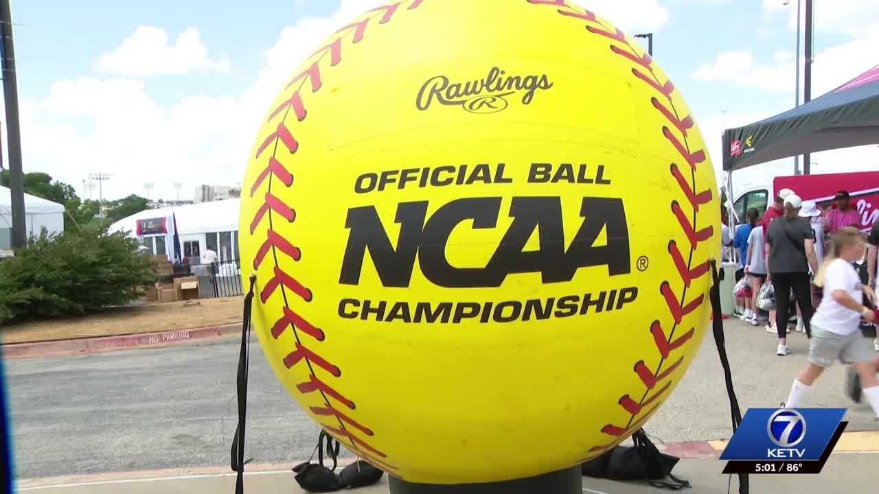 Nebraska wins extra-inning thriller, beats Arkansas in the opening round of WCWS