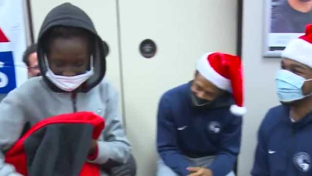 Shopping Spree! Iowa Wolves get in holiday spirit - Vimarsana News