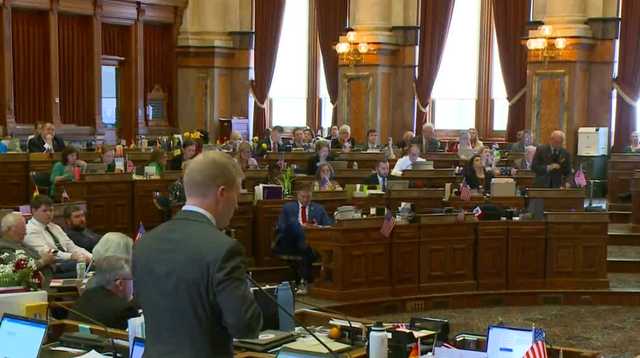 Iowa's 'Bathroom Bill' heads to governor's desk - Vimarsana News