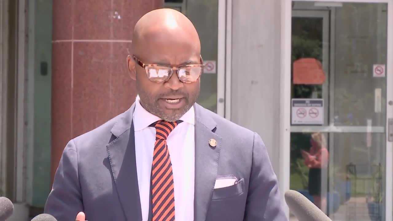 Tax-preparer at center of fraud case involving Orleans DA-elect Jason Williams changes plea - Vimarsana News