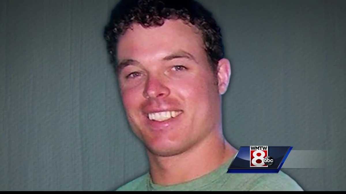 Community groups remember fallen Navy SEAL