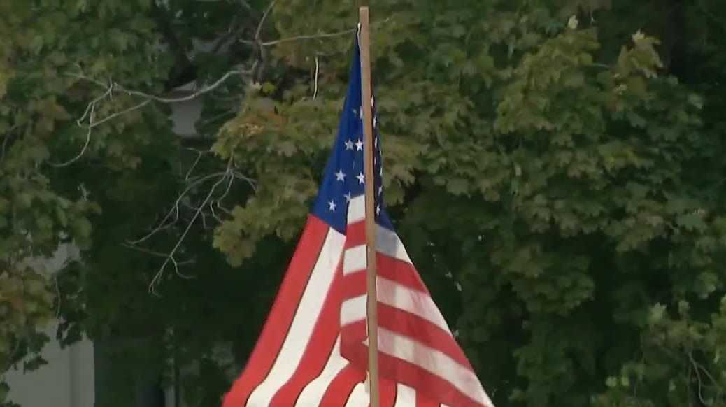 Democratic 1st District candidates make weekend push in campaigns ahead of primary election