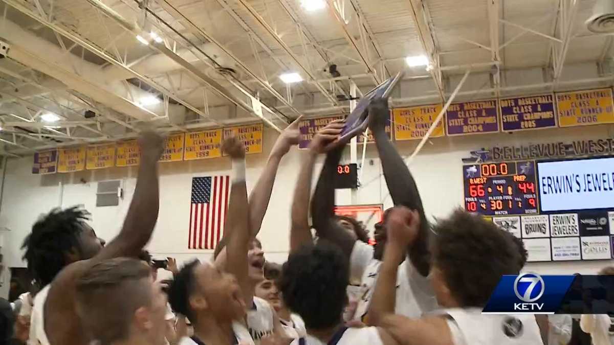 Bellevue West boys, girls sweep Metro Holiday Tournament titles