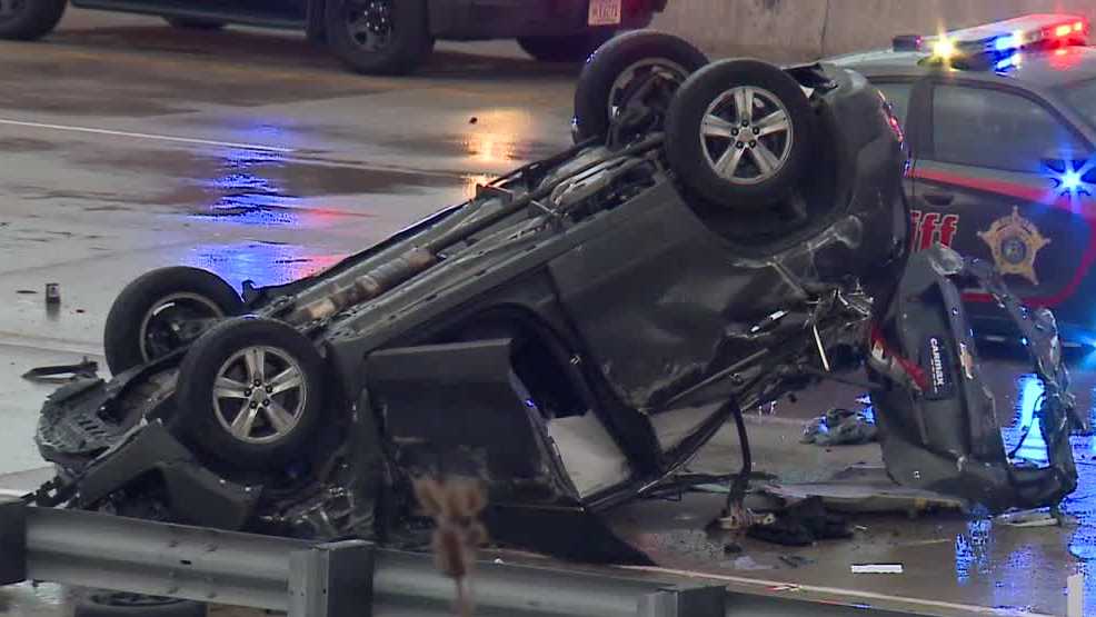 Woman, 25, killed in rollover crash on I94 northbound at Drexel Avenue