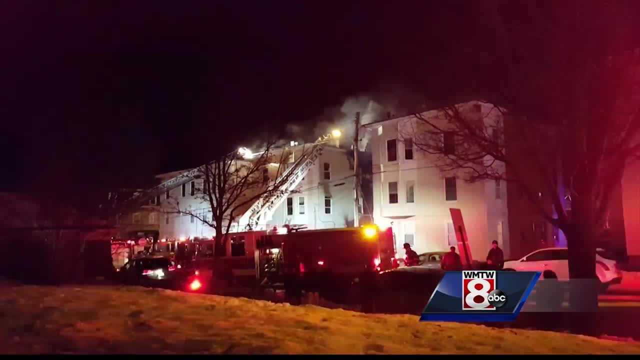 11 People Displaced After Multiple Buildings Catch Fire In Portland