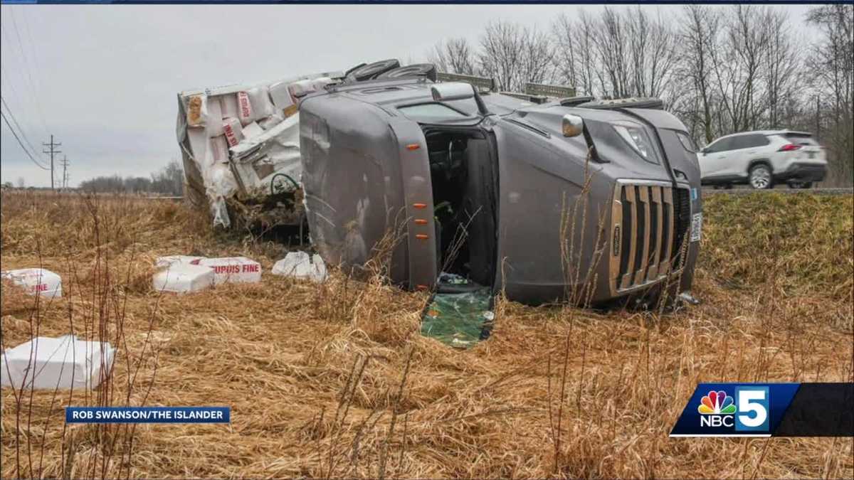 Tractor trailer crash causes road closure in Swanton