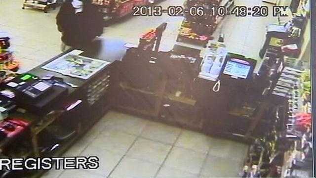 Employee Pistol Whipped During Deltona Market Robbery 9313