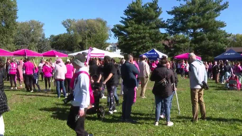Making Strides Against Breast Cancer walk brings Lincoln community together
