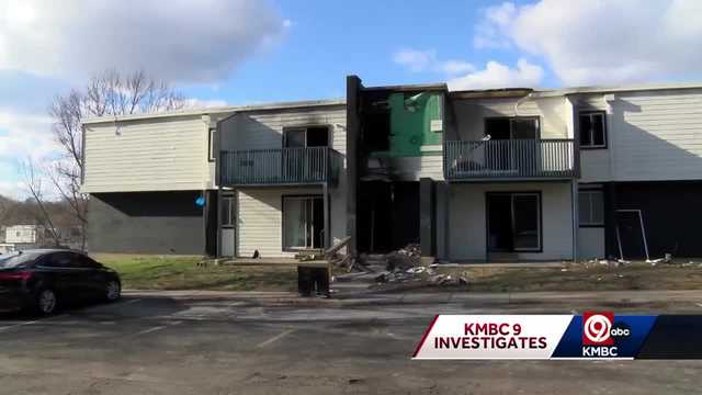 KC apartment resident pleads for help moving after water problems - Vimarsana News