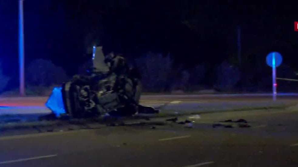 1 dead in early morning rollover crash in Orange County