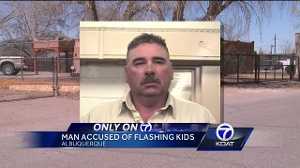 Man Accused of Flashing Kids - Albuquerque