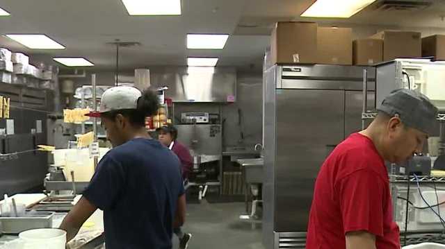 Omaha restaurants cooking up solutions to staff struggles in new year - Vimarsana News