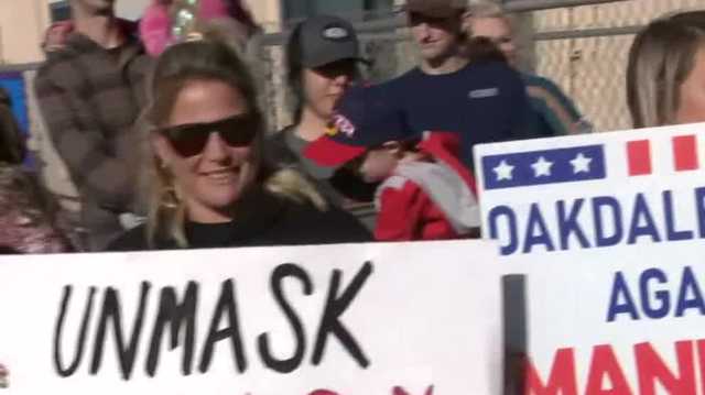 Hundreds of students go to school without a mask in Oakdale - Vimarsana News