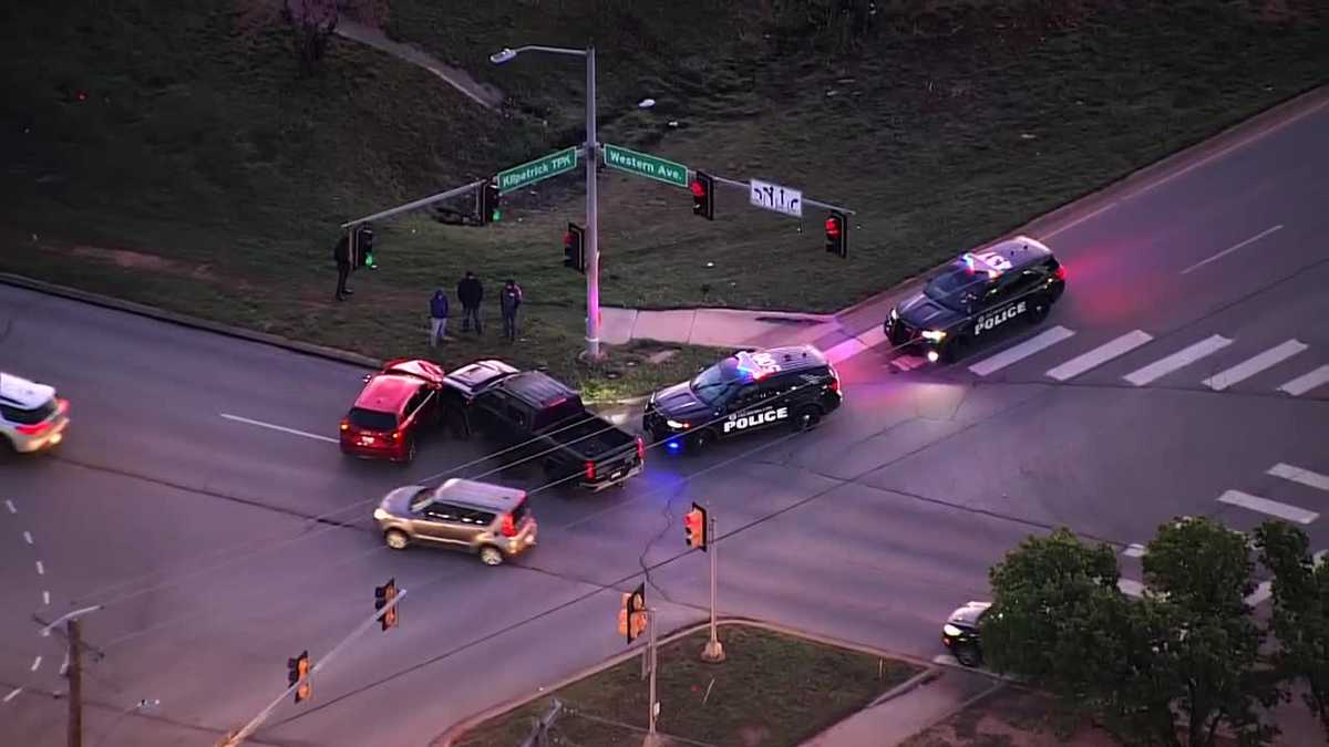 Crews respond to multi-vehicle crash in northwest OKC