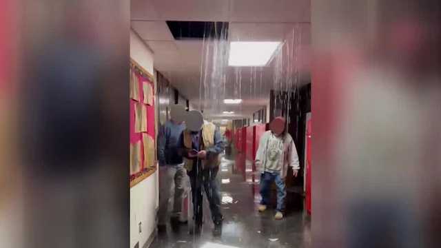 Iowa weather: Classes at UNI disrupted after lightning strike - Vimarsana News
