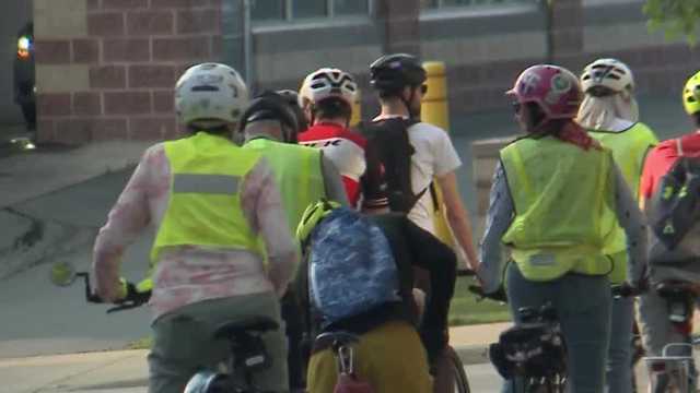 Bicyclists push for pedestrian-only Brady Street - Vimarsana News