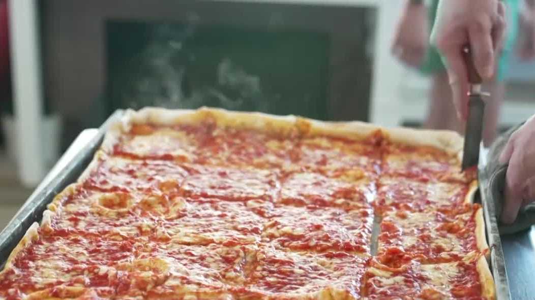 Popular Seacoast beach pizza businesses off to stronger start than last year
