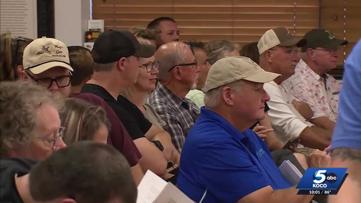 Piedmont crowd blasts proposed data center as residents warn of water and noise impacts