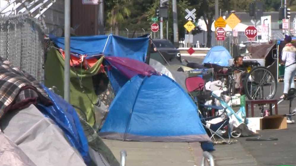 Sacramento County brings voter registration efforts to unhoused residents