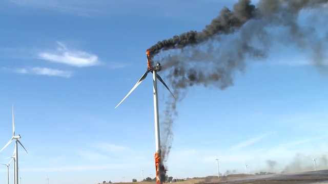 Fire destroys wind turbine in Adair County - Vimarsana News