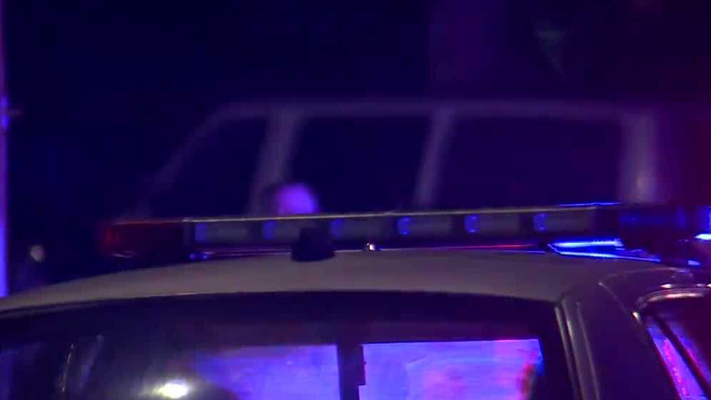 1 dead, 1 injured in Algonquin neighborhood shooting