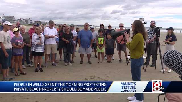 Protestors march to "Free Moody Beach" in Wells - Vimarsana News