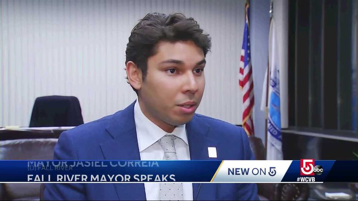 Embattled Fall River mayor says he'll let voters decide his future