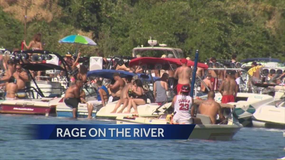 Thousands gather for 'Rage on the River' Thousands gather for 'Rage on the River'