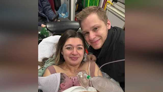Baby born in McDonald's parking lot - Vimarsana News