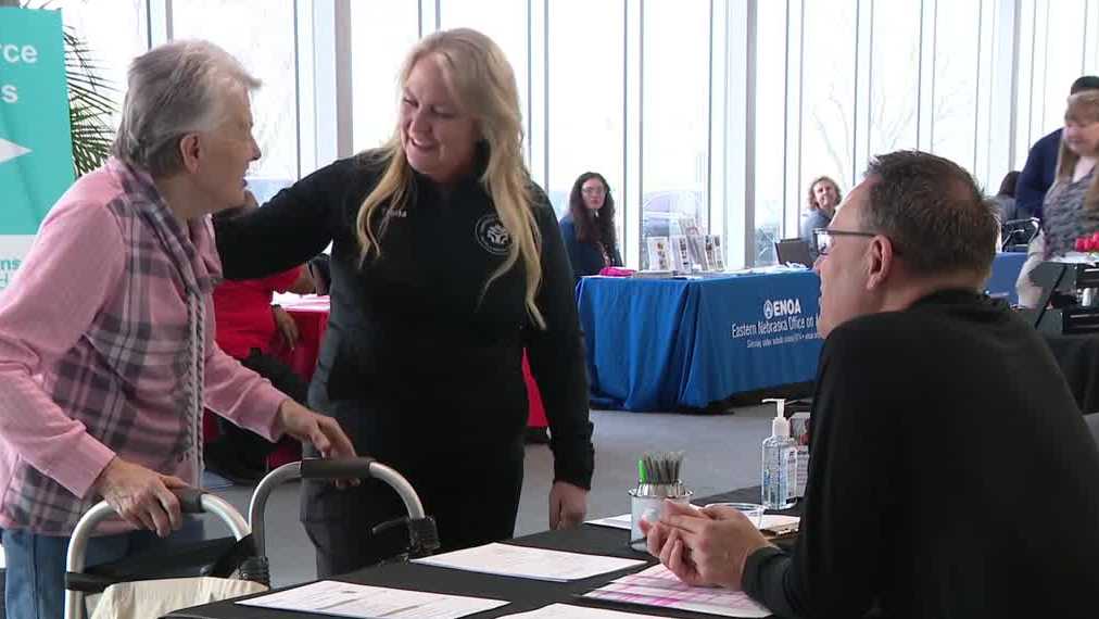 Elkhorn event helps Parkinson's patients learn about treatments and support