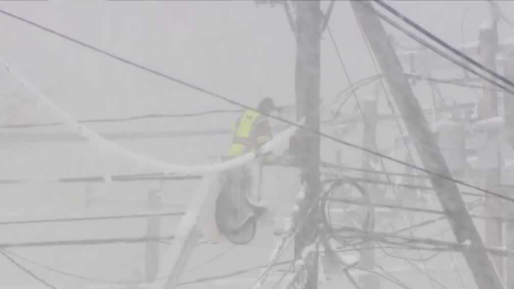 Tens of thousands in NH still without power
