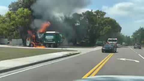 Garbage truck catches on fire in Seminole County - Vimarsana News