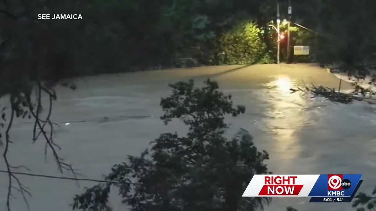 Kansas City restaurant workers anxiously await word from family in Jamaica after Hurricane Melissa