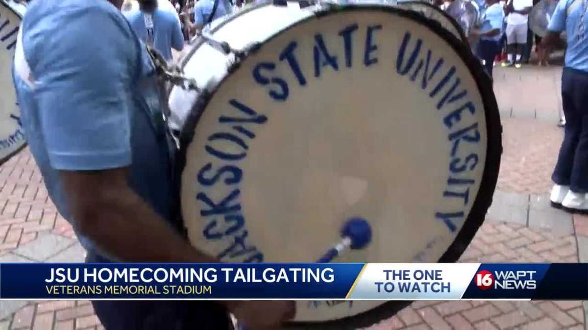 Jackson State University brings in large crowds Jackson State University brings in large crowds