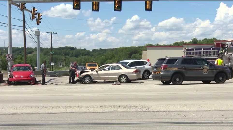 Route 30 crash: 1 dead after crash in Hempfield Township