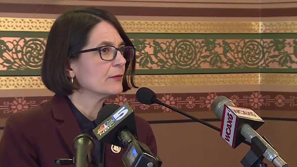 Vermont leaders urge changes to federal immigration enforcement after Minnesota shootings