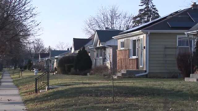 Packages taken from Milwaukee-area porches, how to prevent it from happening to you - Vimarsana News