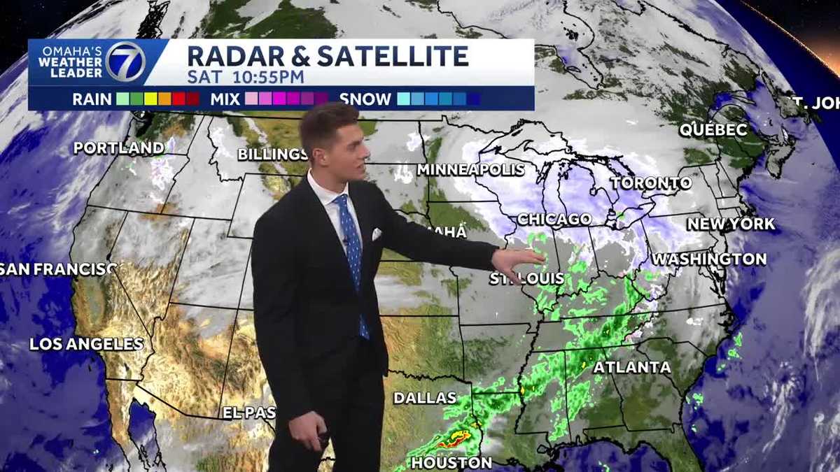 Cold and windy start to Sunday, light snow Monday