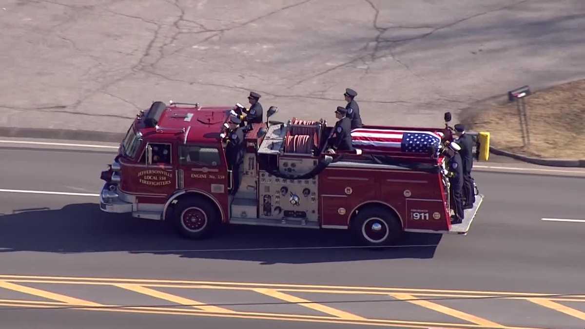 Procession after funeral for Indiana deputy fire chief